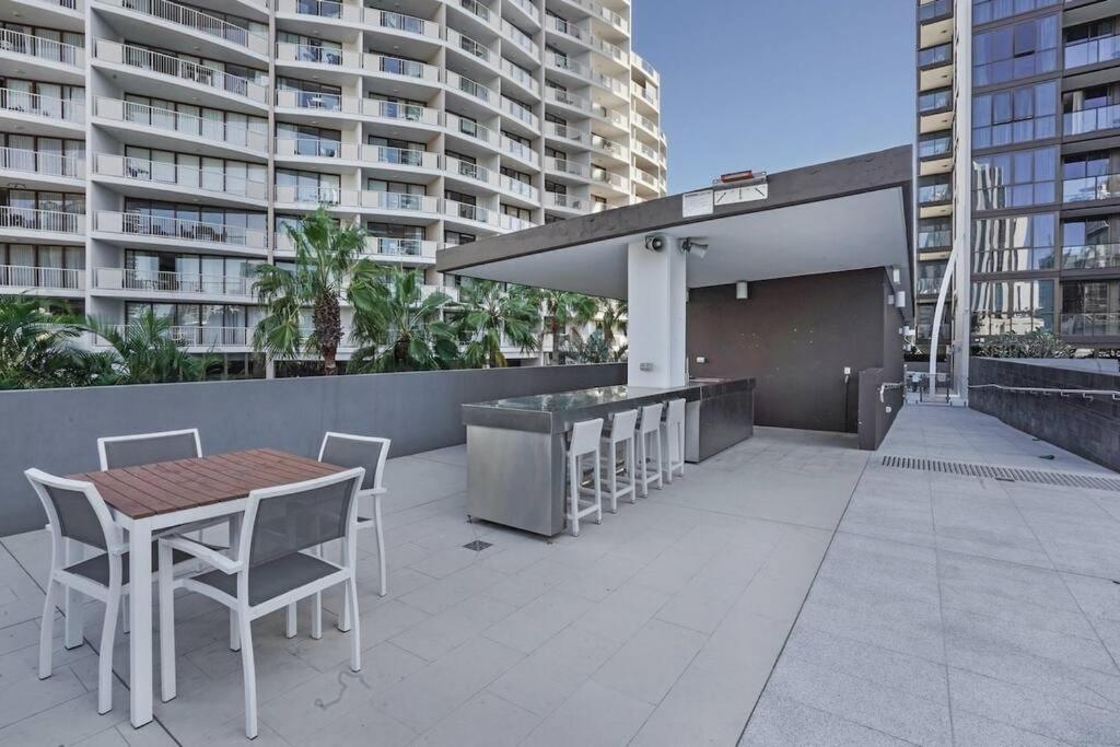 Broadbeach Apartment Level 10 With Beach Views Gold Coast Dış mekan fotoğraf