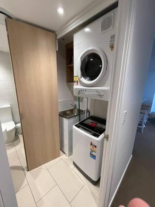 Broadbeach Apartment Level 10 With Beach Views Gold Coast Dış mekan fotoğraf