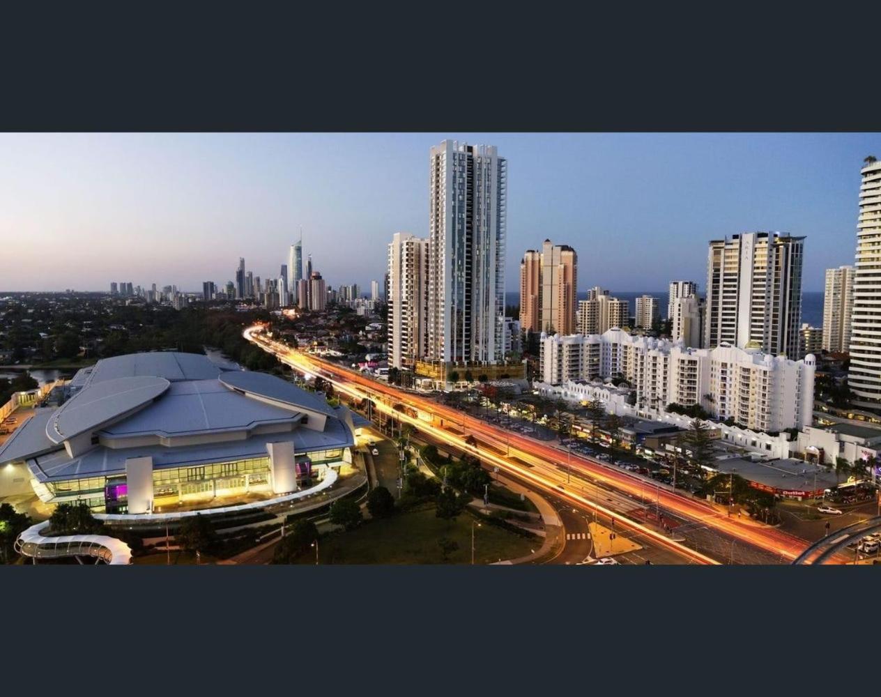 Broadbeach Apartment Level 10 With Beach Views Gold Coast Dış mekan fotoğraf